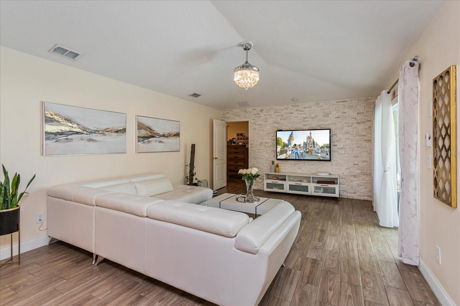 364 BARBERA DR, DAVENPORT, FL, 33897