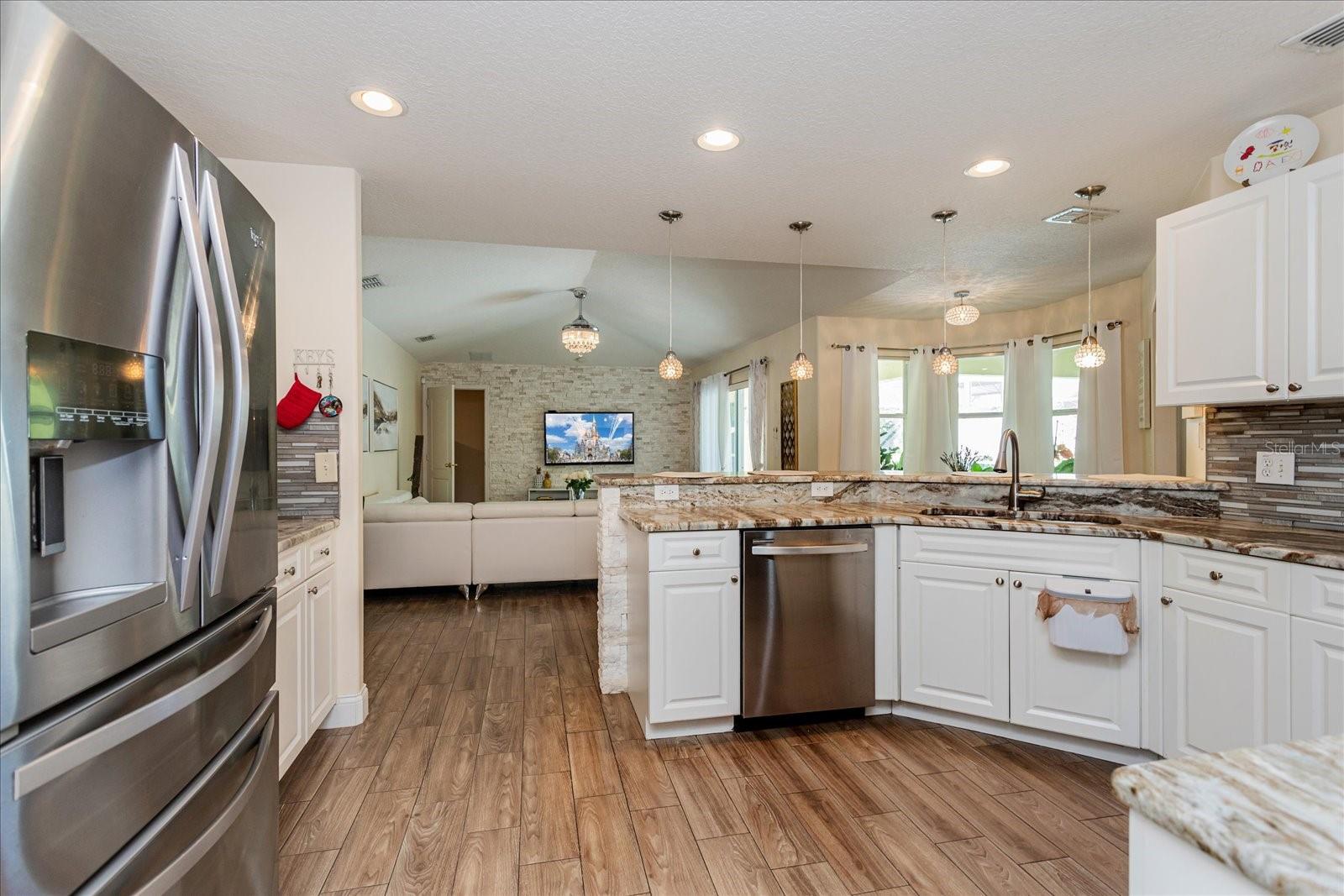 364 BARBERA DR, DAVENPORT, FL, 33897