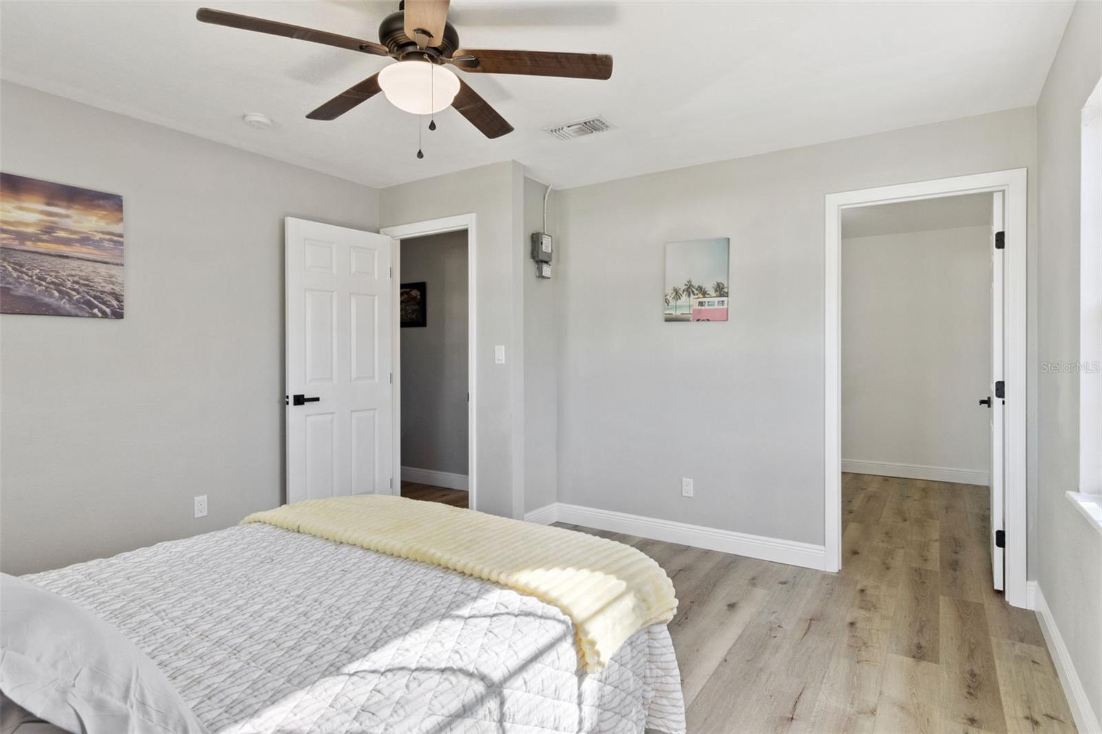 200 82ND AVE N, ST PETERSBURG, FL, 33702