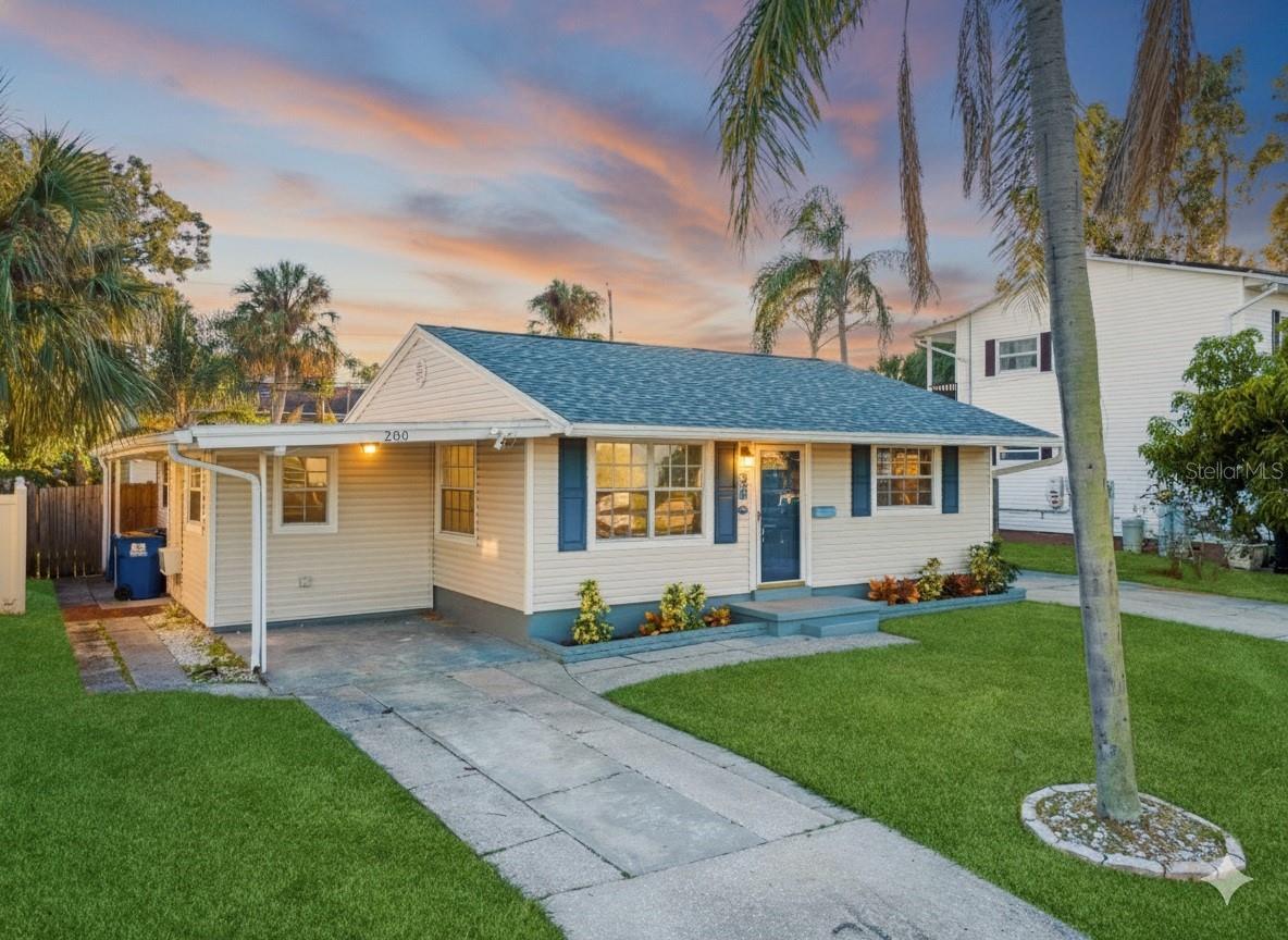 200 82ND AVE N, ST PETERSBURG, FL, 33702