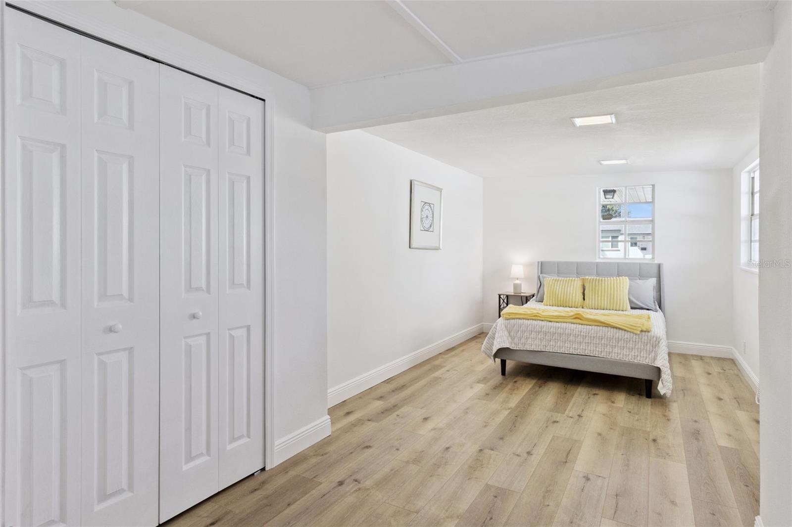 200 82ND AVE N, ST PETERSBURG, FL, 33702