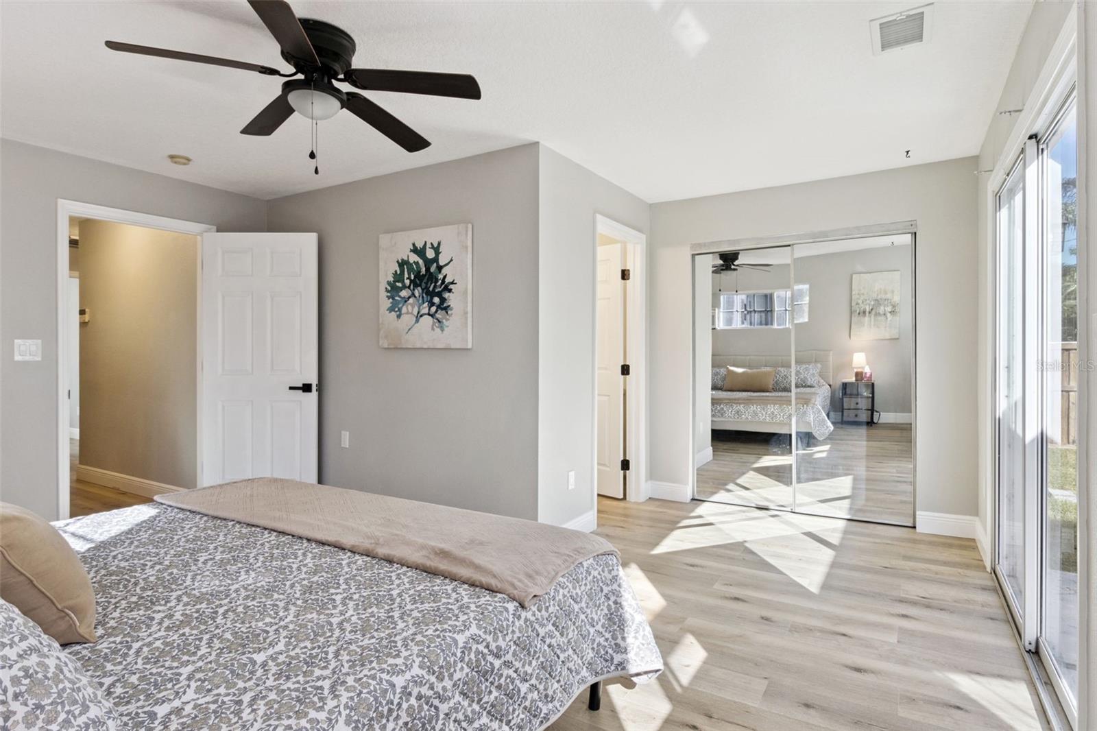 200 82ND AVE N, ST PETERSBURG, FL, 33702