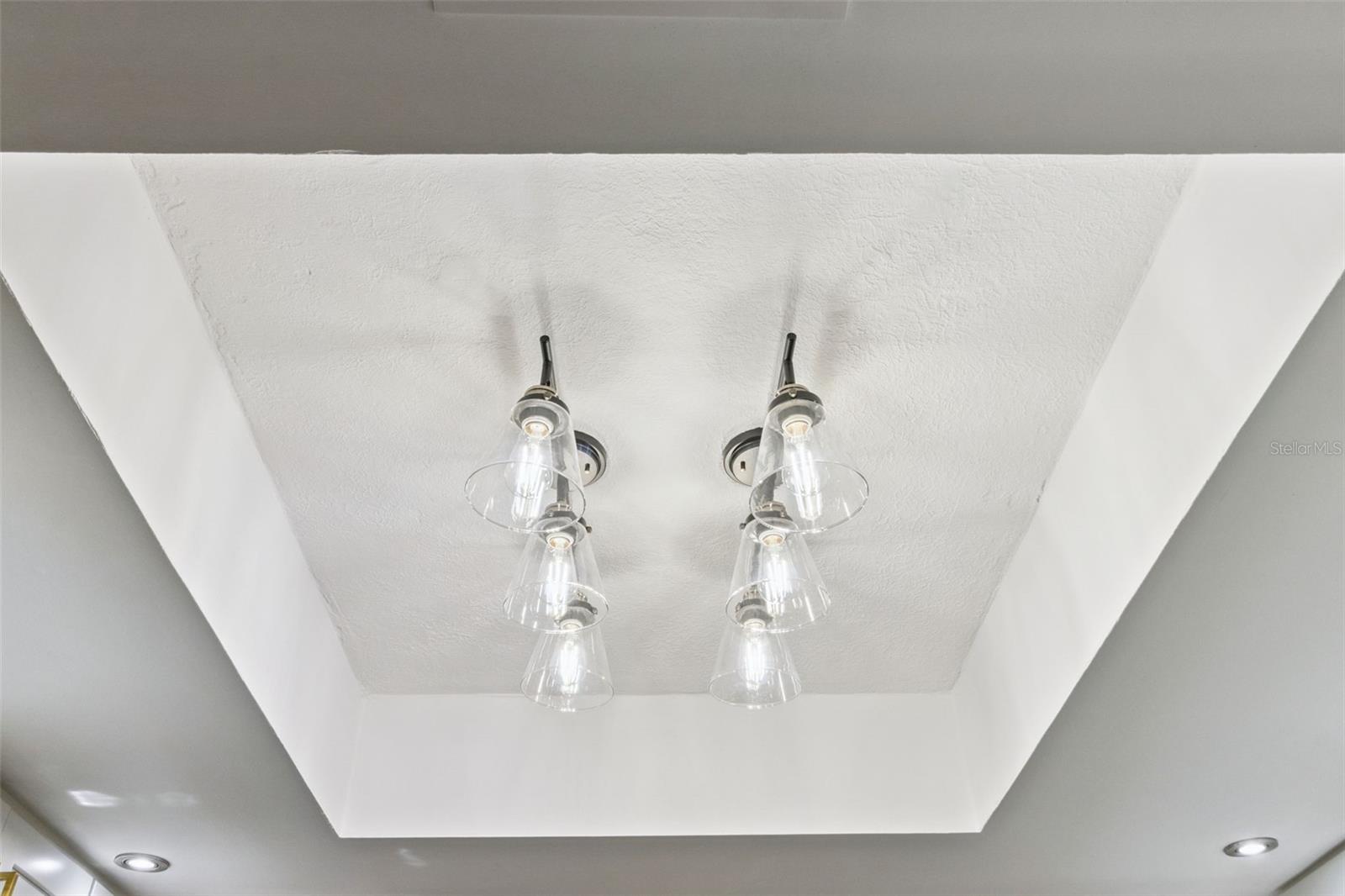 200 82ND AVE N, ST PETERSBURG, FL, 33702