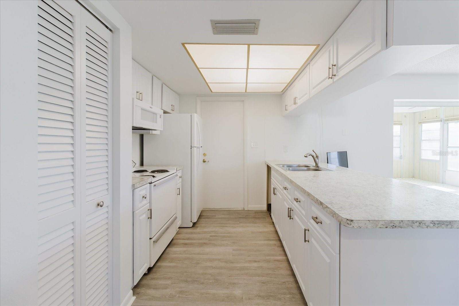 5396 ACACIA TRL N, PINELLAS PARK, FL, 33782