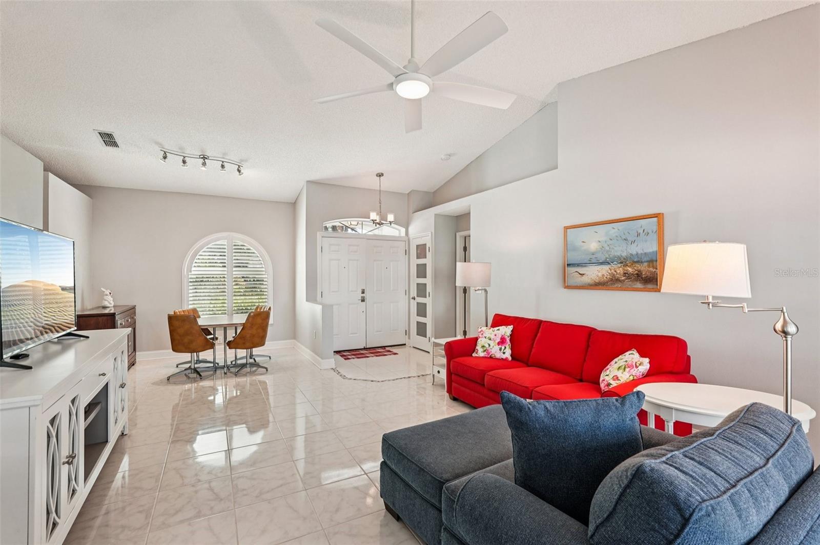 3821 GARDEN LAKES ESTATES DR, BRADENTON, FL, 34203