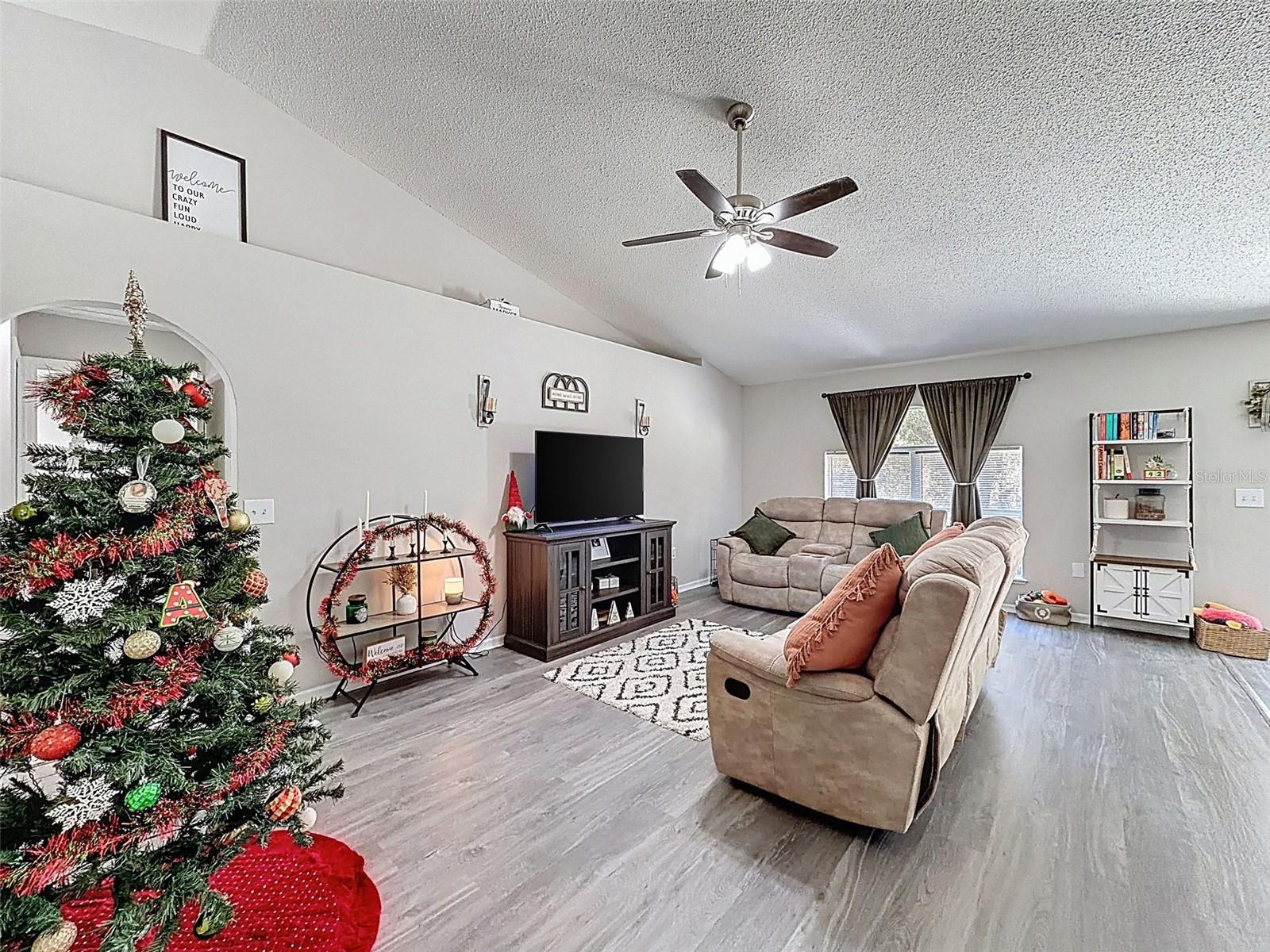 16061 CAVE SWALLOW RD, BROOKSVILLE, FL, 34614