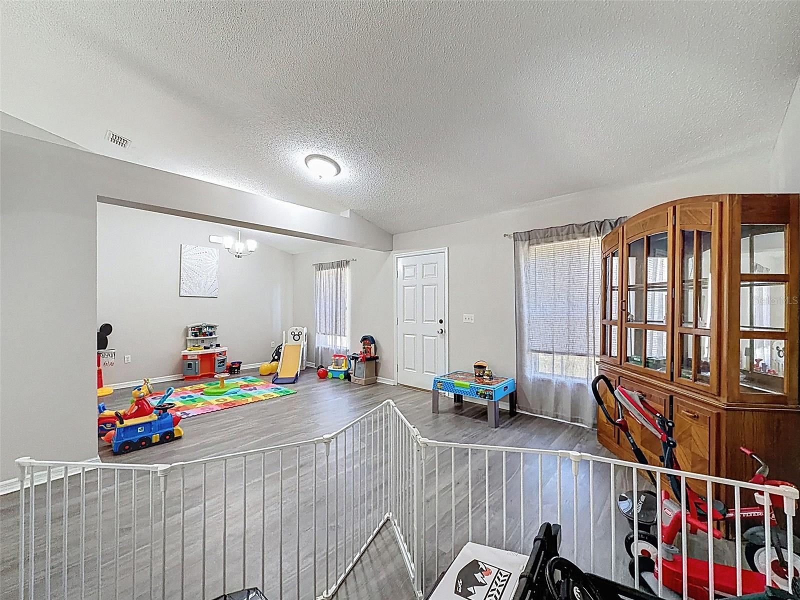 16061 CAVE SWALLOW RD, BROOKSVILLE, FL, 34614