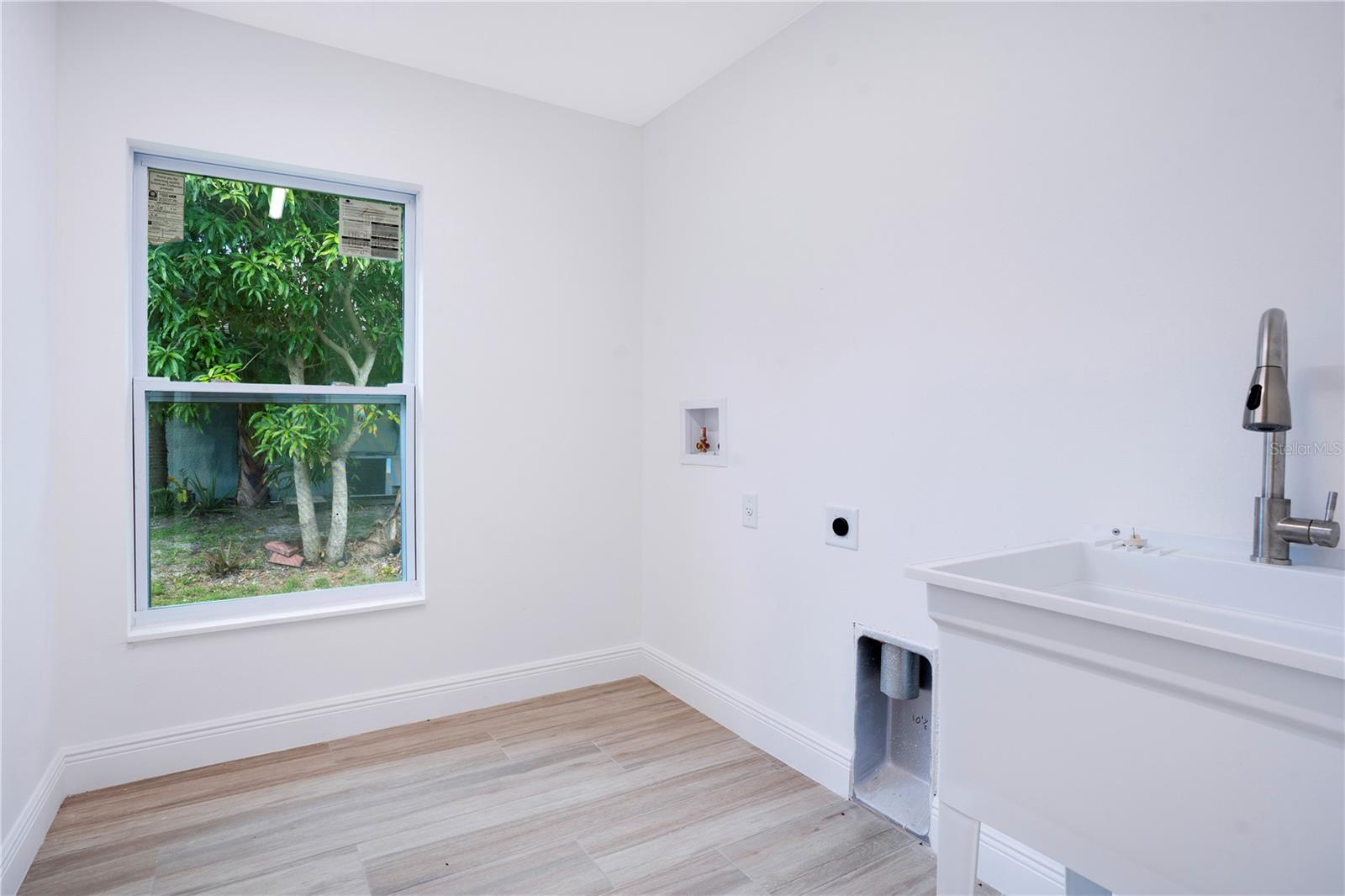 770 770 CARLYLE AVENUE, PALM BAY, FL, PALM BAY, FL, 32909