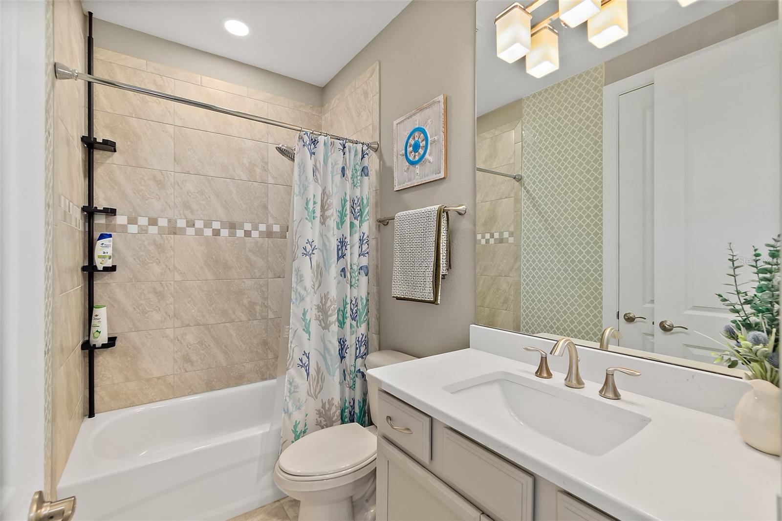 54 N RIVERWALK DR, PALM COAST, FL, 32137