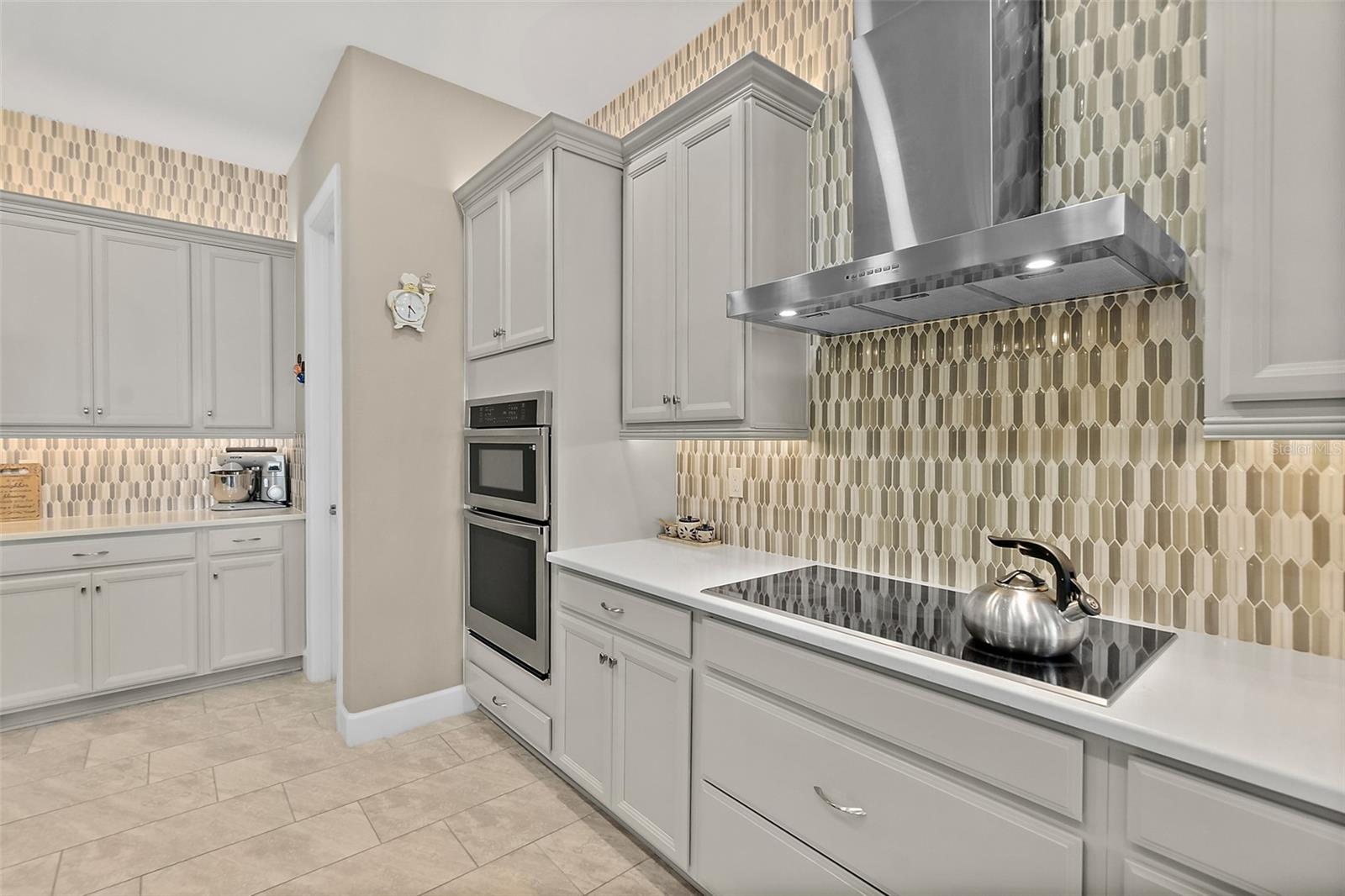 54 N RIVERWALK DR, PALM COAST, FL, 32137