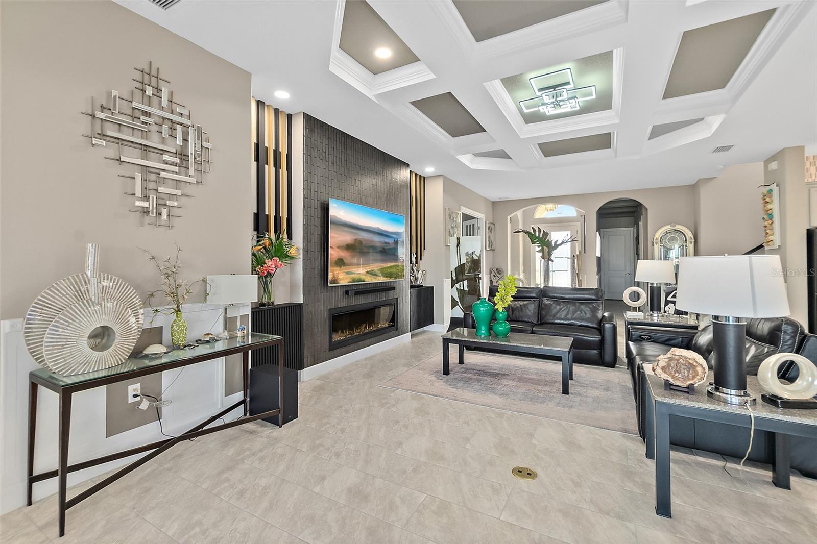 54 N RIVERWALK DR, PALM COAST, FL, 32137