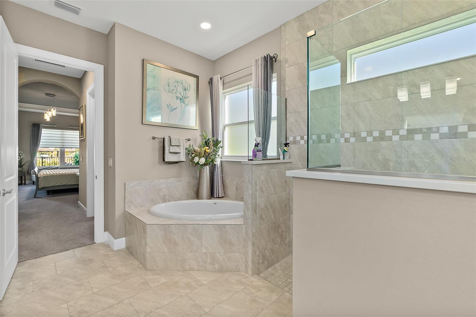 54 N RIVERWALK DR, PALM COAST, FL, 32137