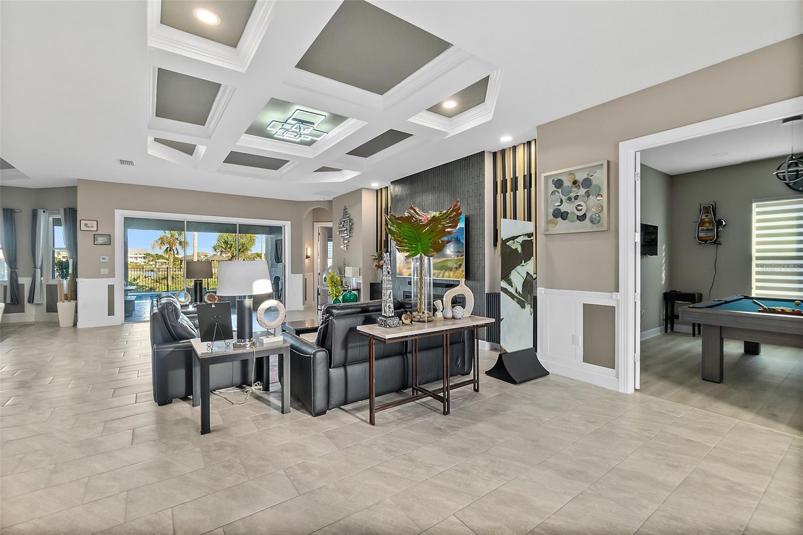 54 N RIVERWALK DR, PALM COAST, FL, 32137