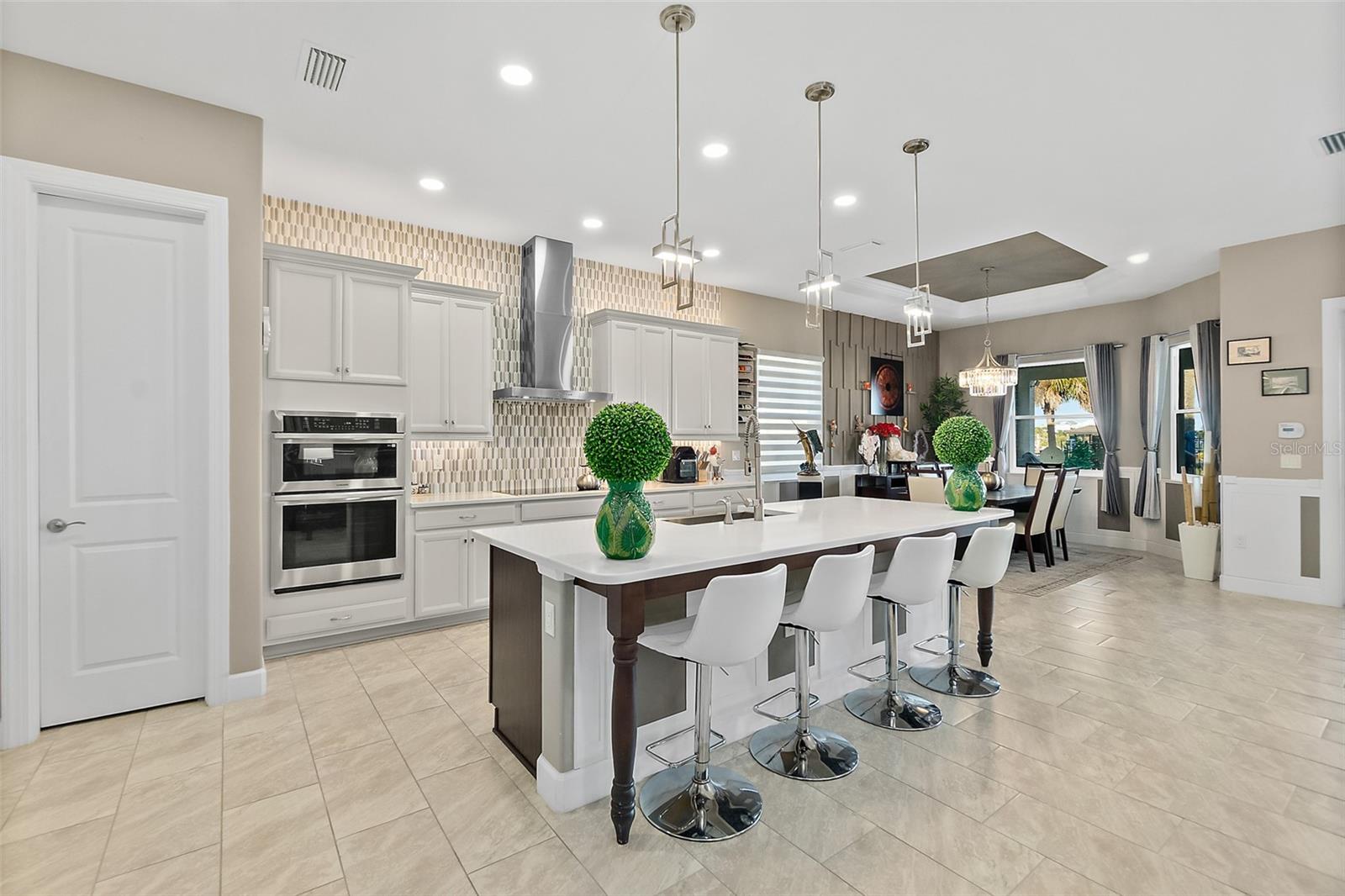 54 N RIVERWALK DR, PALM COAST, FL, 32137