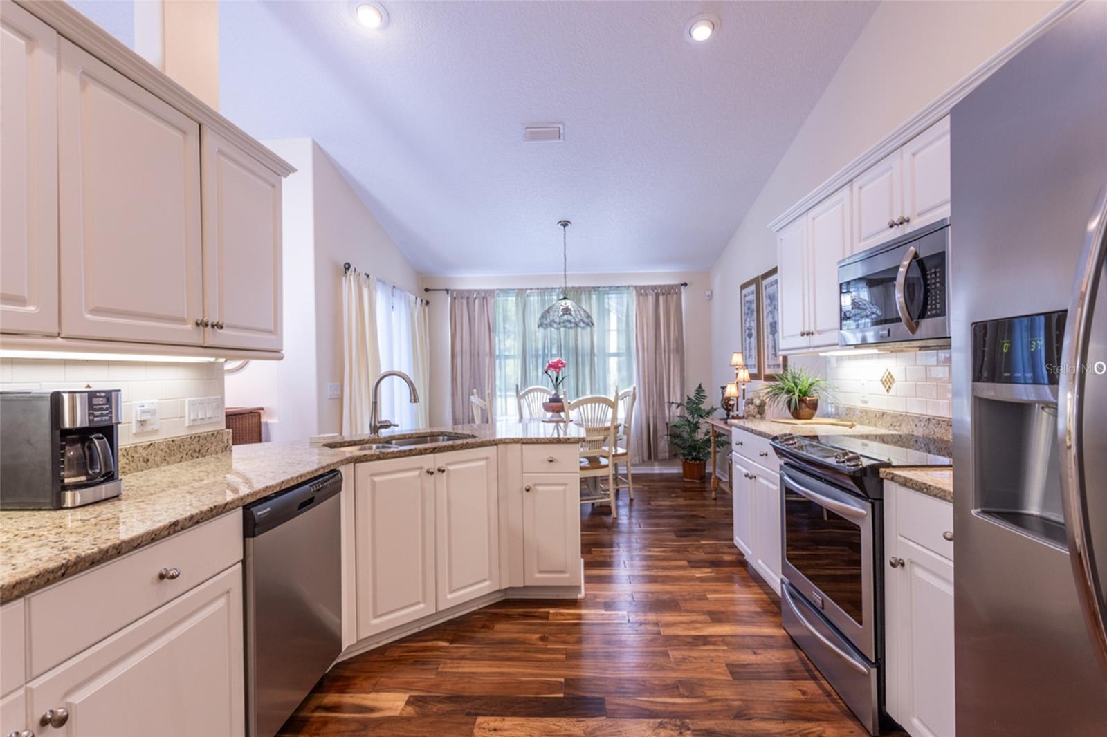 17 LAKESIDE PL E, PALM COAST, FL, 32137