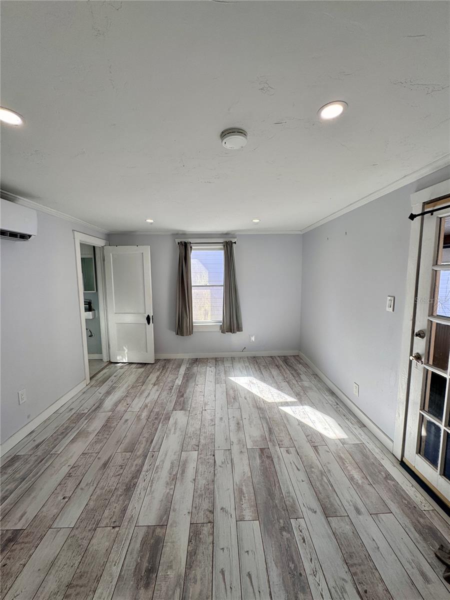 622 EARLE AVE N, ST PETERSBURG, FL, 33705