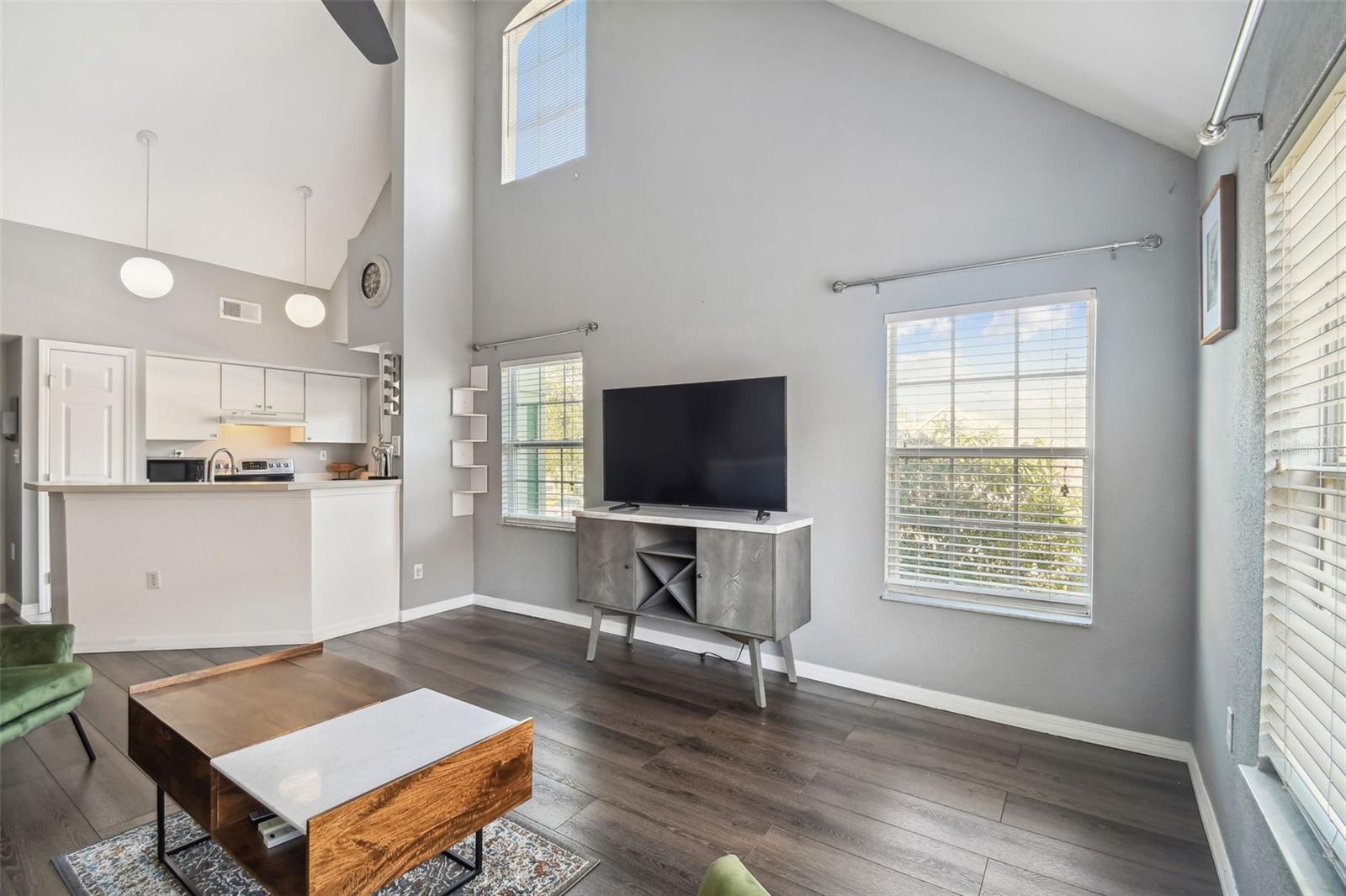 10462 WHITE LAKE CT, TAMPA, FL, 33626