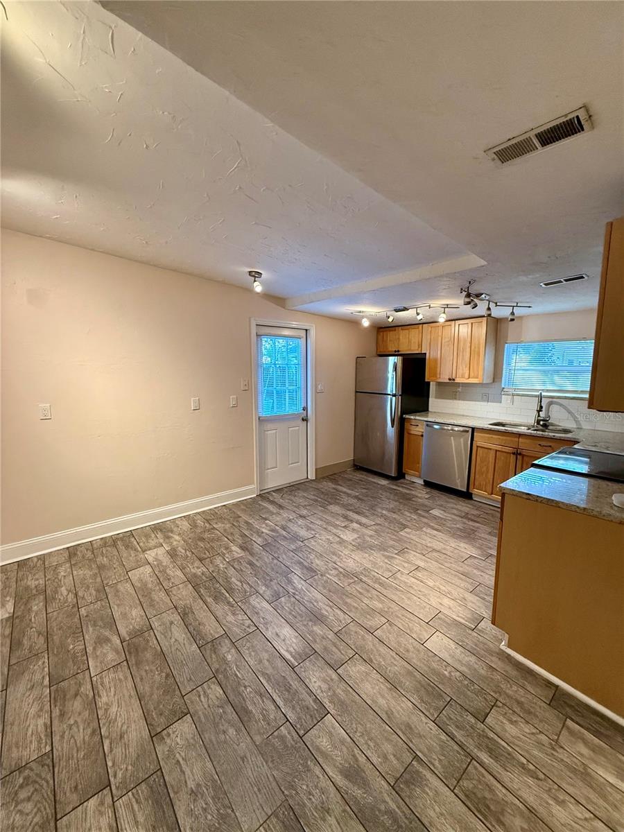 7601 32ND AVE N, ST PETERSBURG, FL, 33710