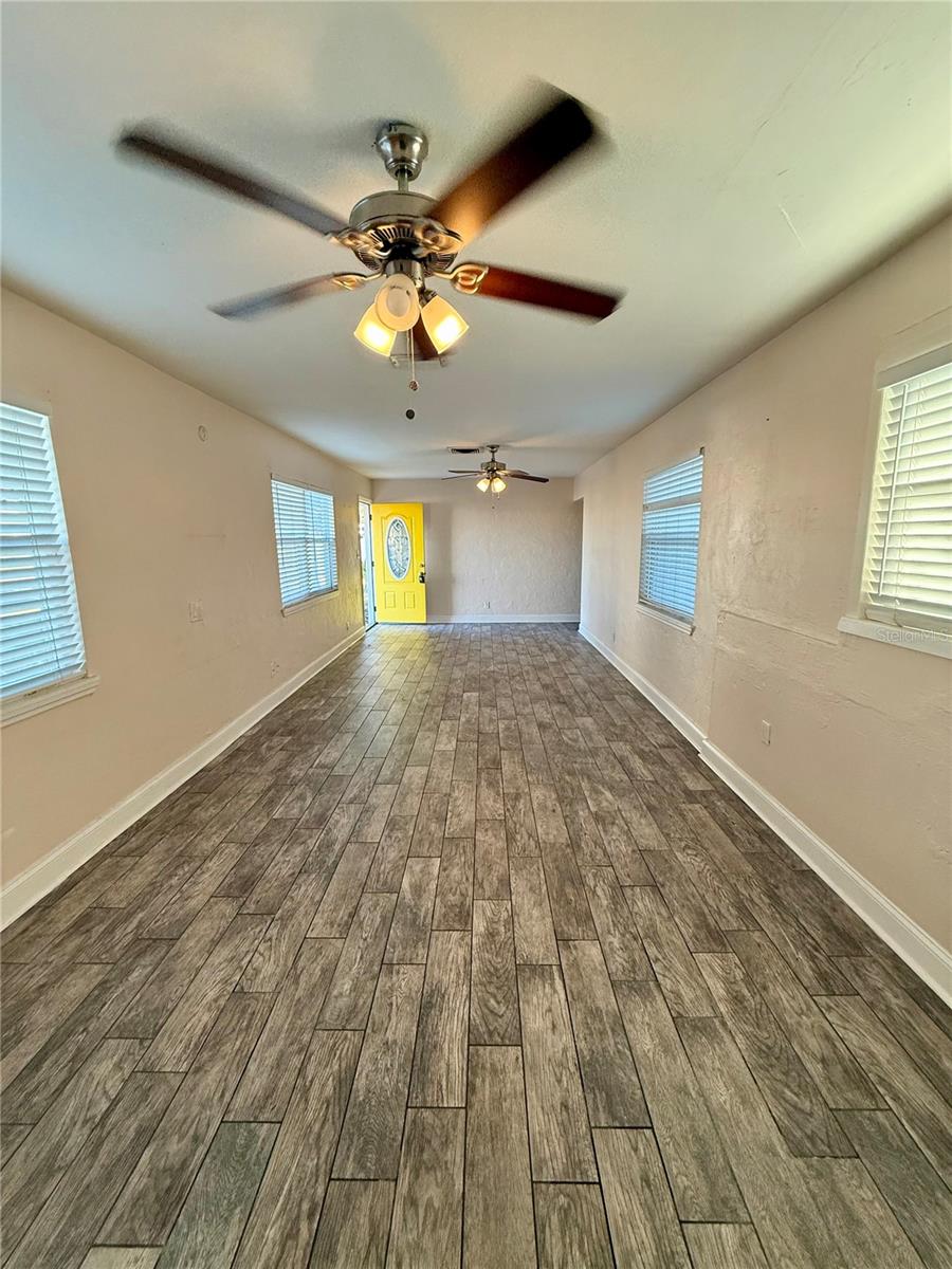 7601 32ND AVE N, ST PETERSBURG, FL, 33710