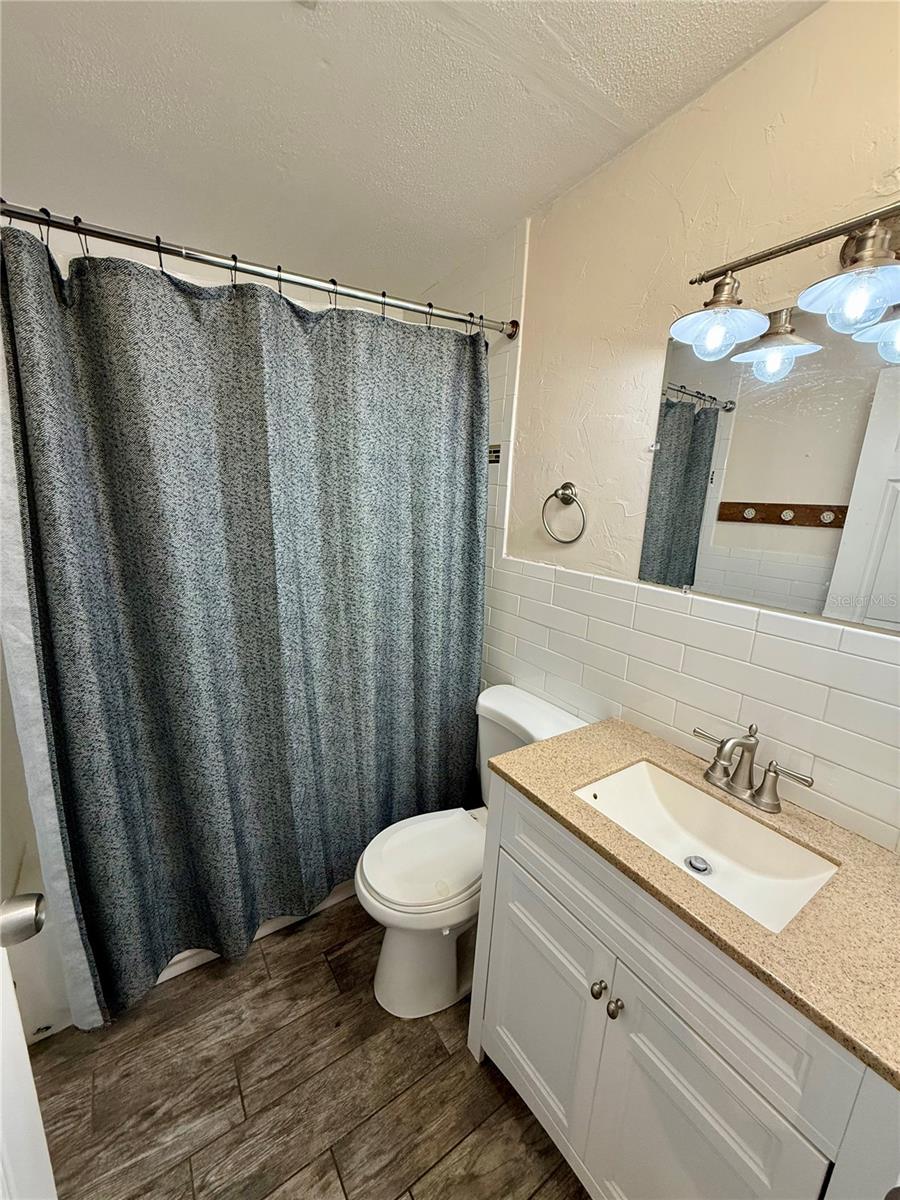 7601 32ND AVE N, ST PETERSBURG, FL, 33710