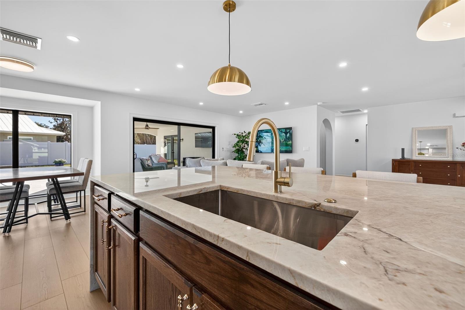 13933 CHERRY CREEK DR, TAMPA, FL, 33618