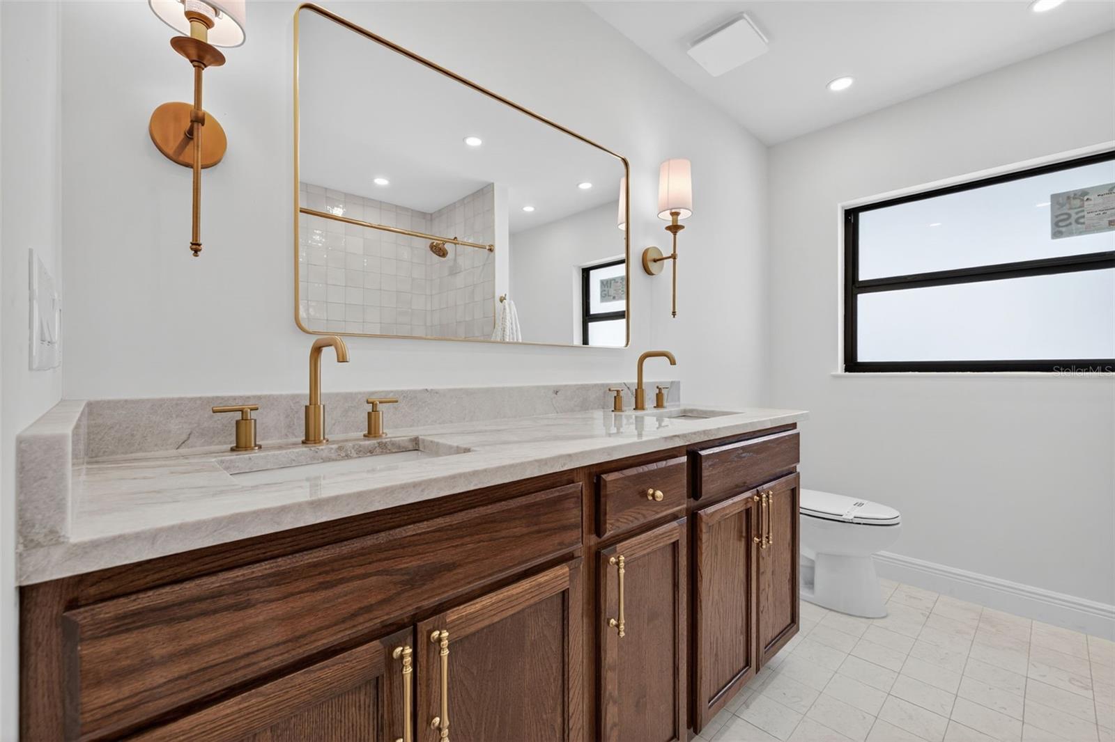 13933 CHERRY CREEK DR, TAMPA, FL, 33618