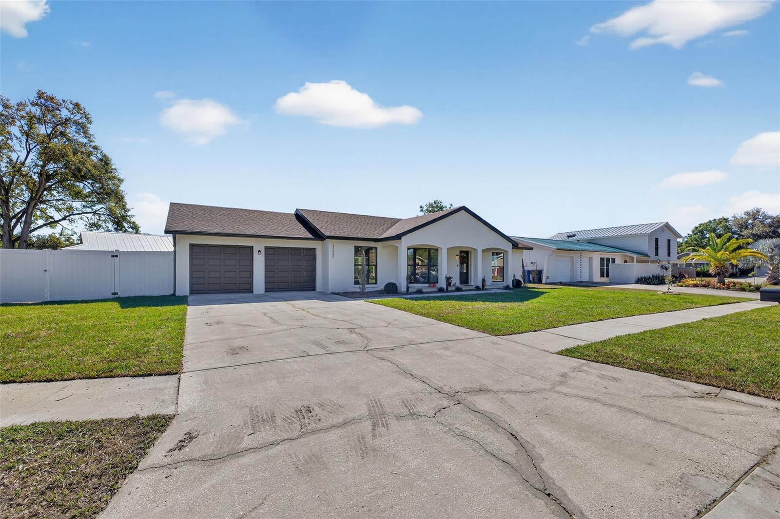 13933 CHERRY CREEK DR, TAMPA, FL, 33618