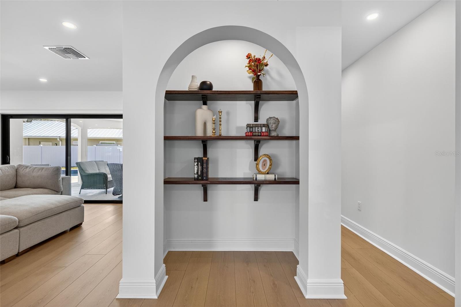 13933 CHERRY CREEK DR, TAMPA, FL, 33618