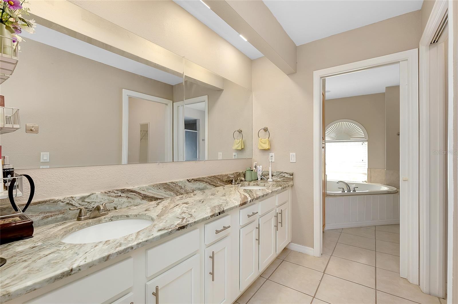 22210 HALLSTEAD AVE, PORT CHARLOTTE, FL, 33952