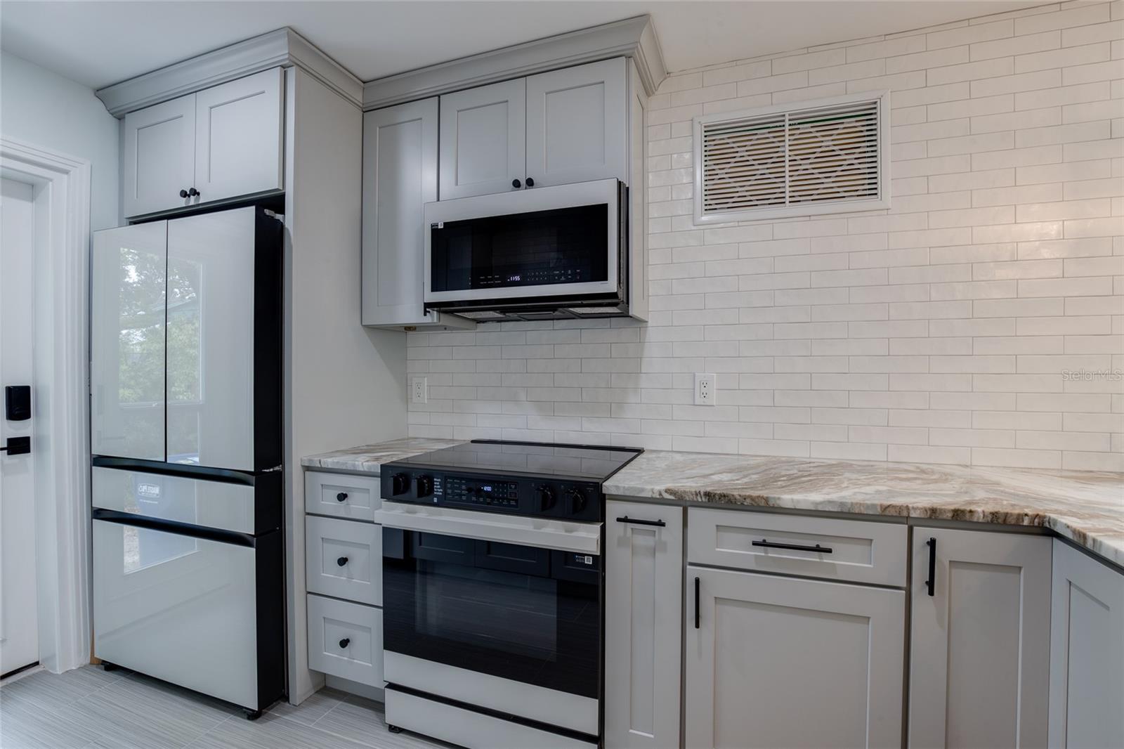 229 LIME CIR S, DUNEDIN, FL, 34698