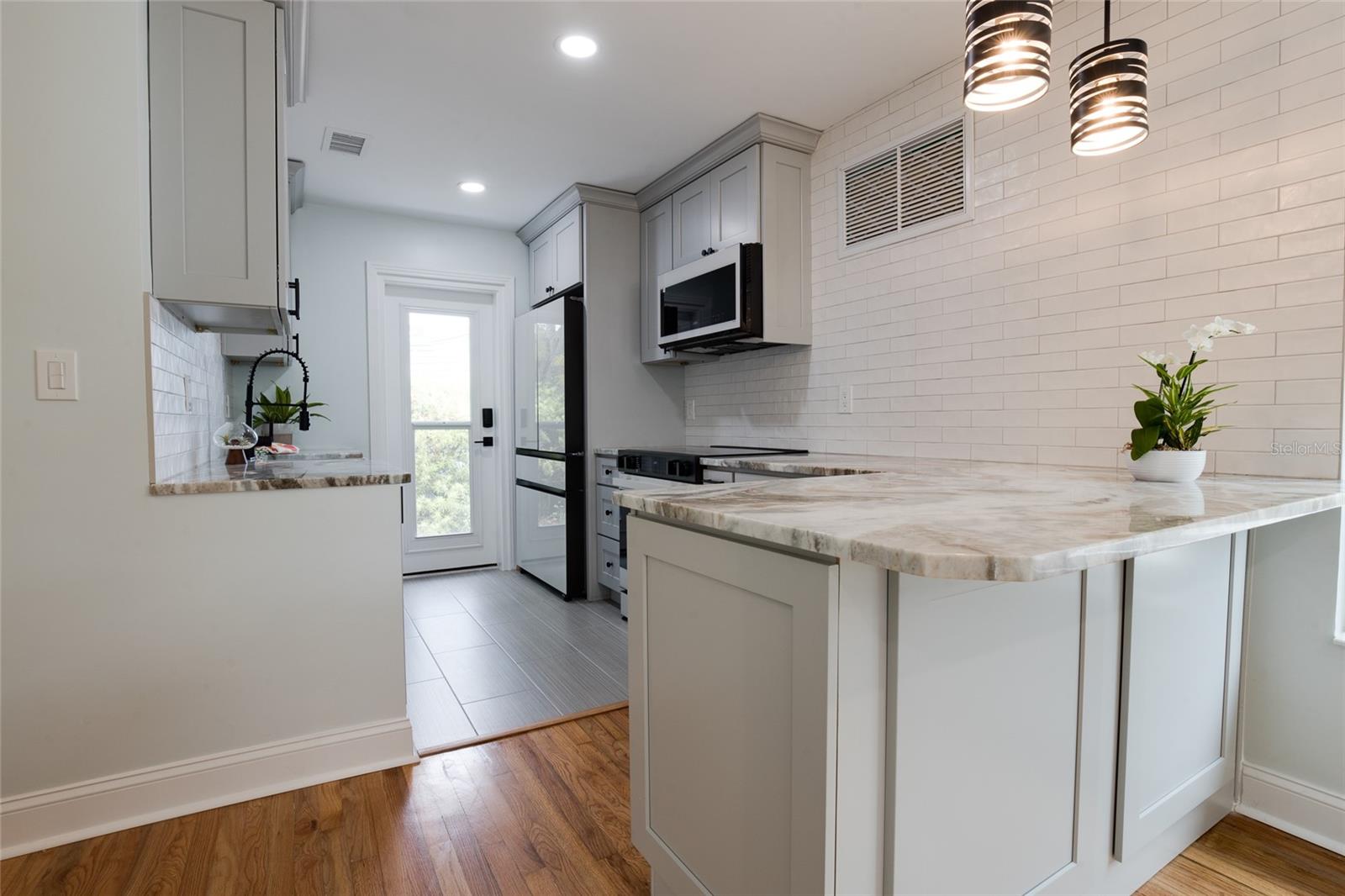 229 LIME CIR S, DUNEDIN, FL, 34698