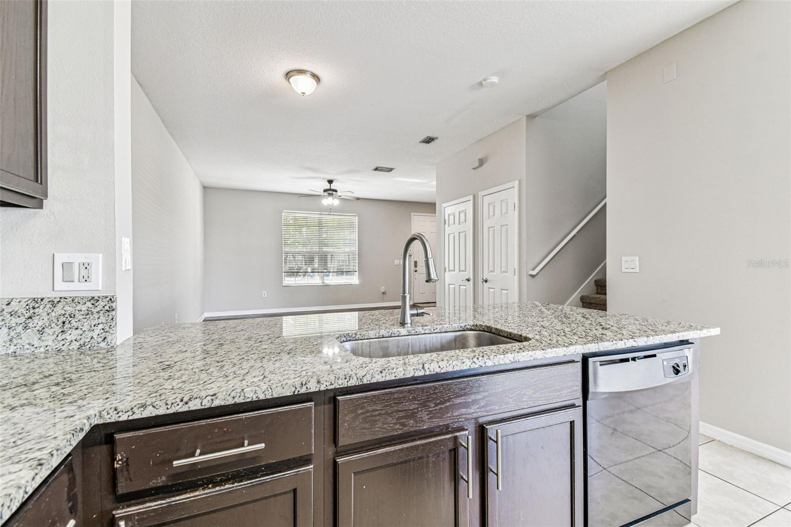 11651 DECLARATION DR, TAMPA, FL, 33635