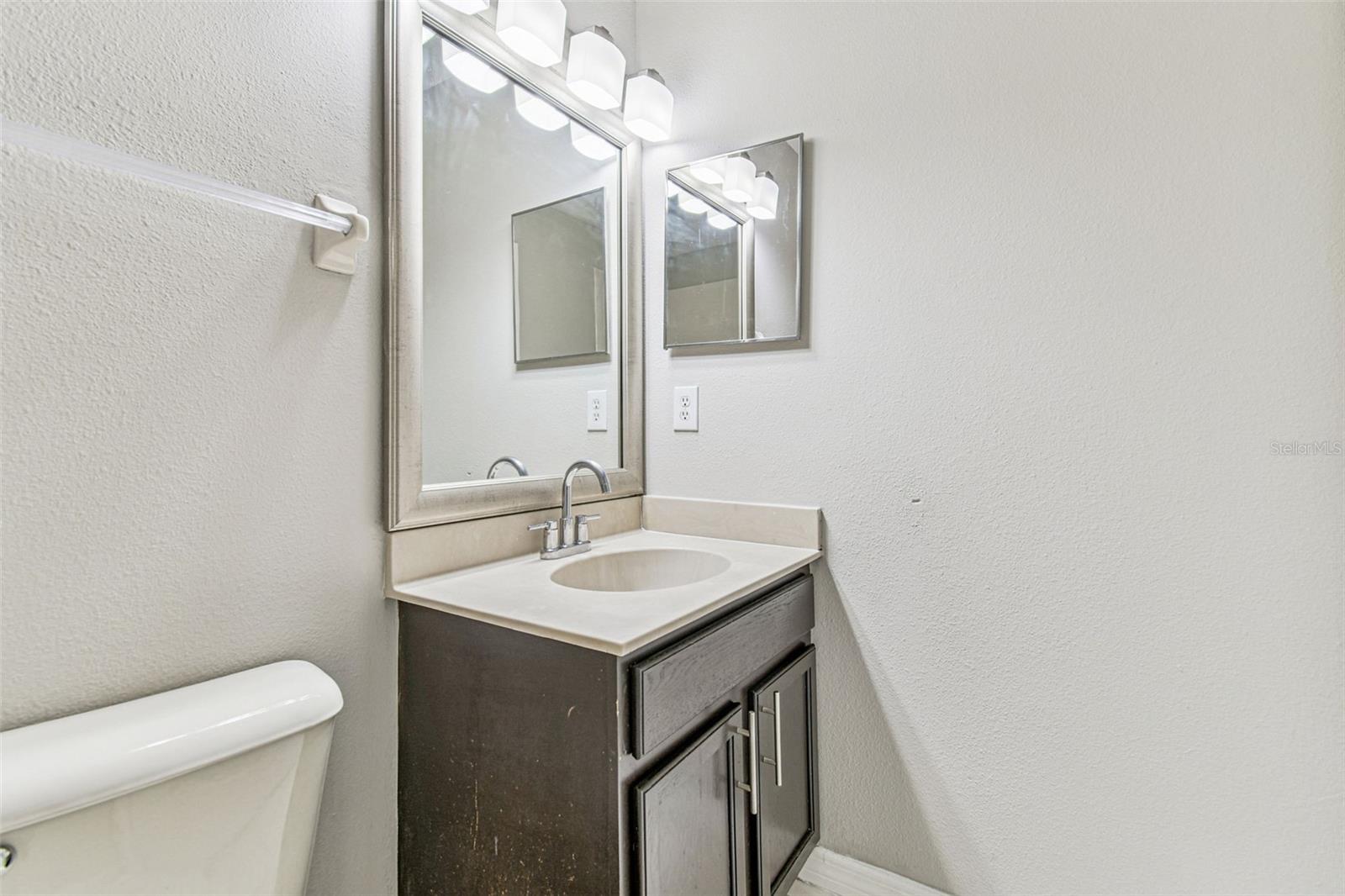 11651 DECLARATION DR, TAMPA, FL, 33635