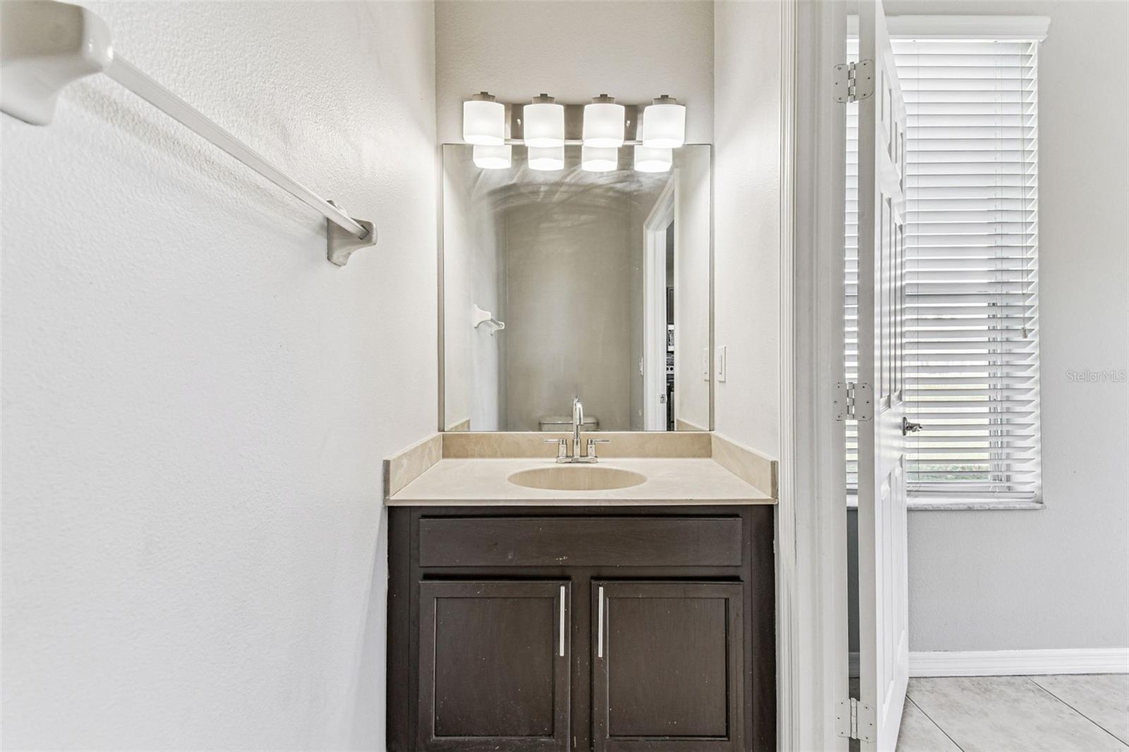 11651 DECLARATION DR, TAMPA, FL, 33635