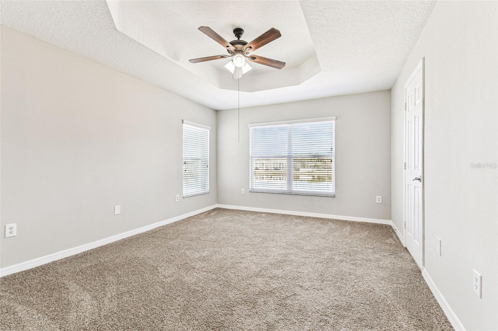 11651 DECLARATION DR, TAMPA, FL, 33635