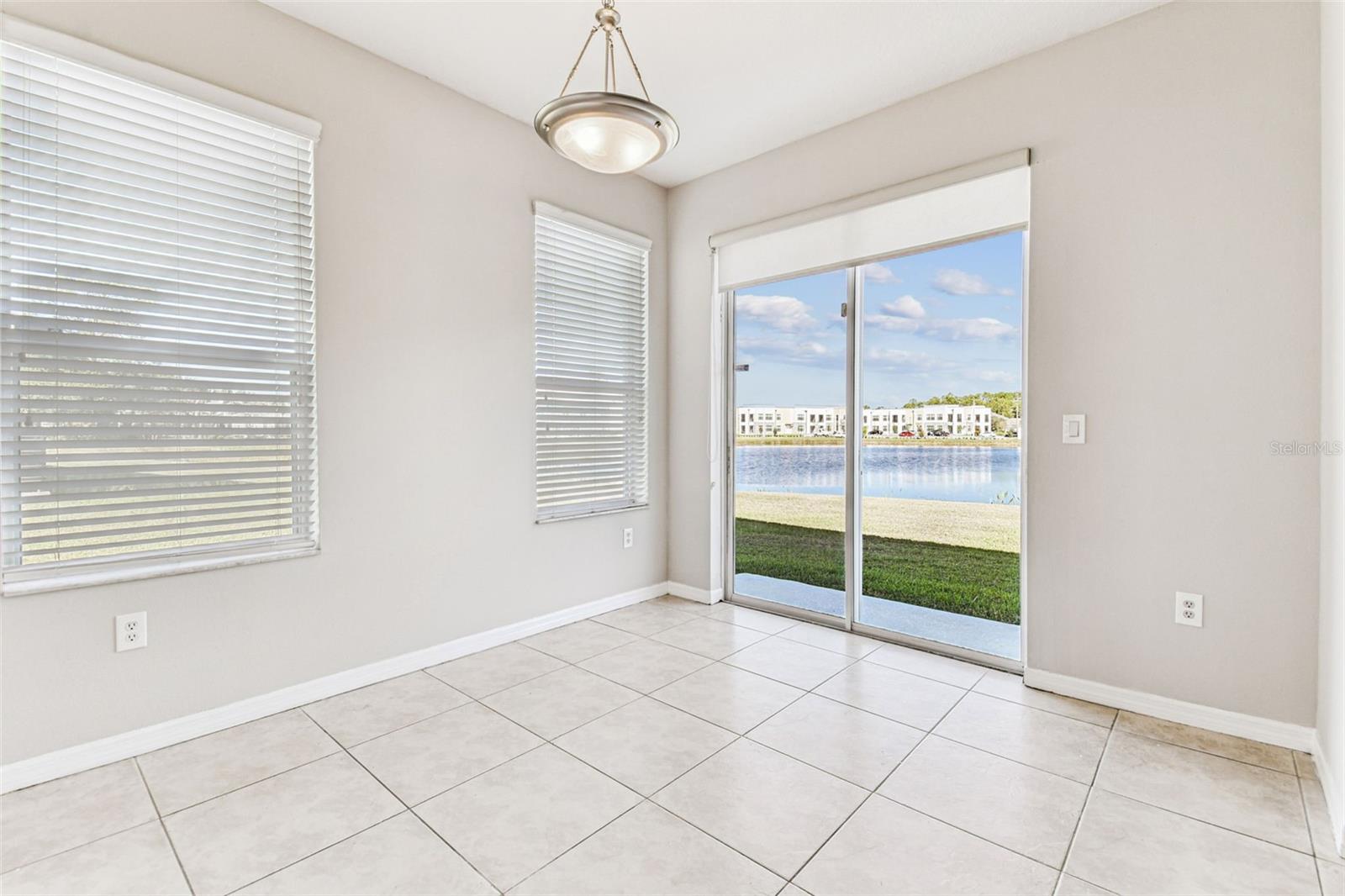 11651 DECLARATION DR, TAMPA, FL, 33635