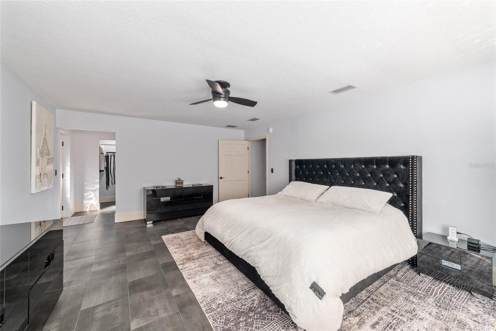 10310 GOPHER RD, HOWEY IN THE HILLS, FL, 34737