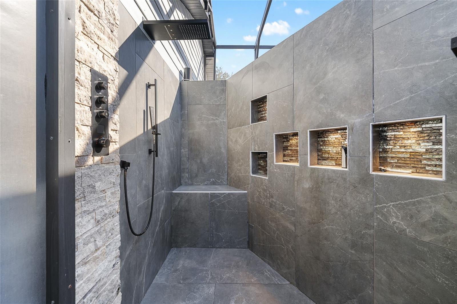 10310 GOPHER RD, HOWEY IN THE HILLS, FL, 34737