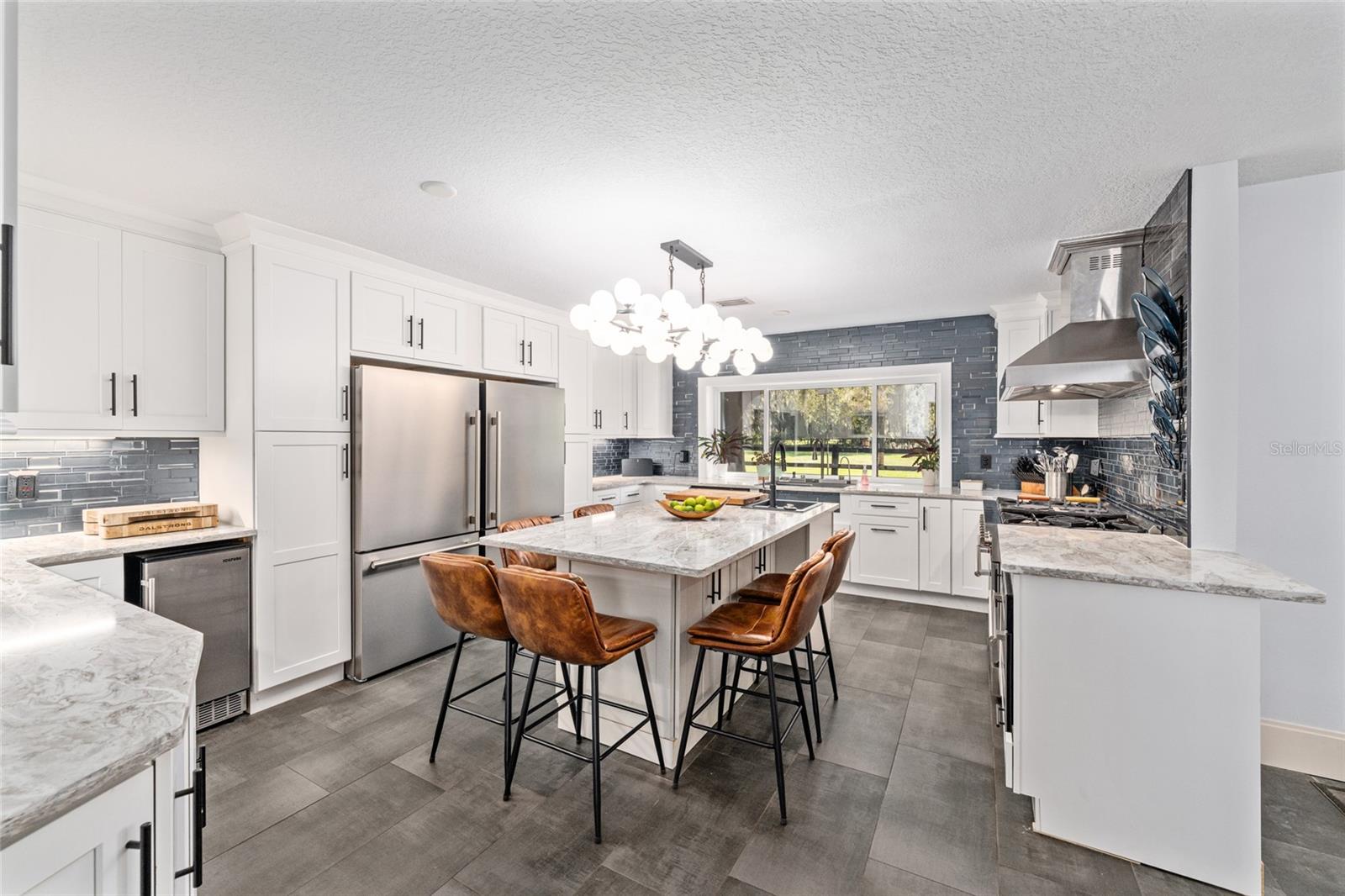 10310 GOPHER RD, HOWEY IN THE HILLS, FL, 34737