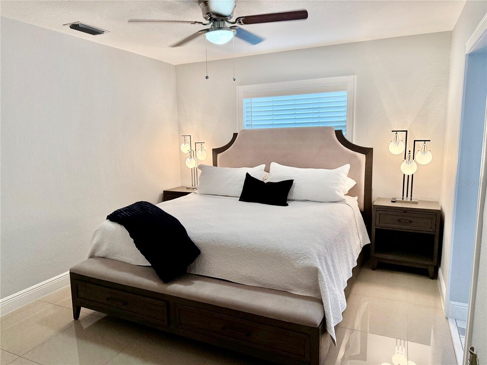 2719 W BRADDOCK ST, TAMPA, FL, 33607