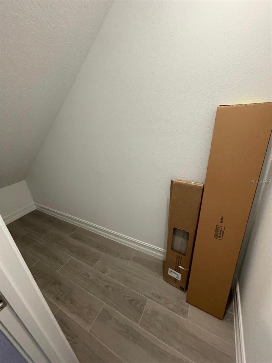 3477 WILDFLOWER VALLEY LN, WESLEY CHAPEL, FL, 33543