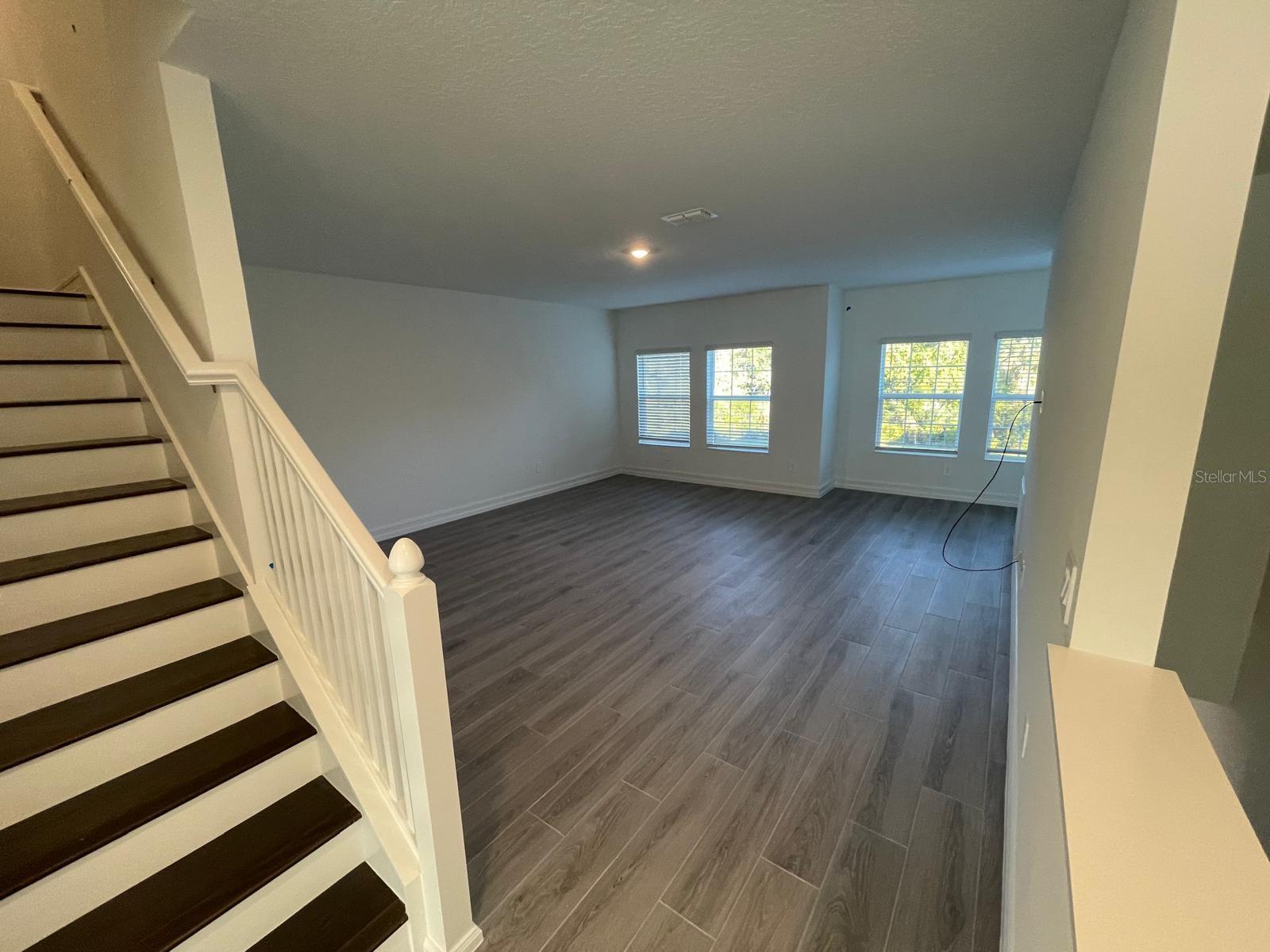 3477 WILDFLOWER VALLEY LN, WESLEY CHAPEL, FL, 33543