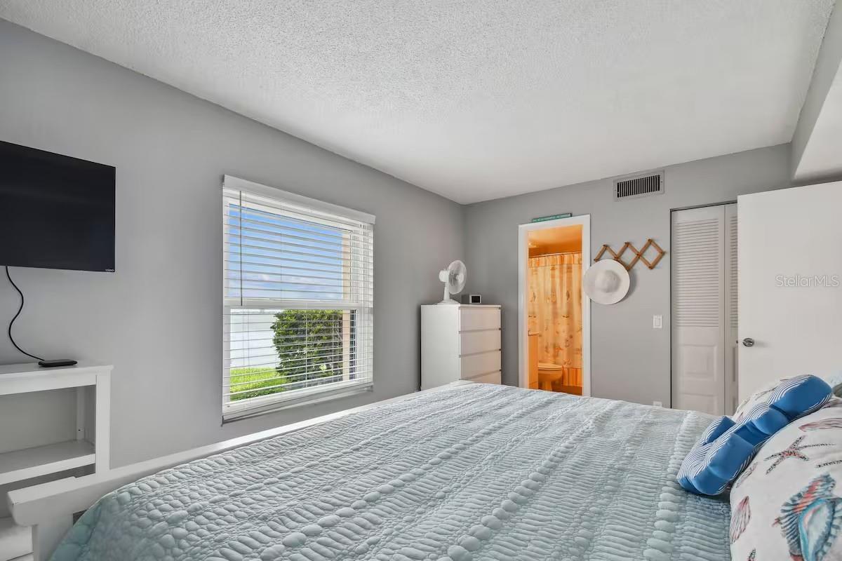 6177 SUN BLVD #109, ST PETERSBURG, FL, 33715