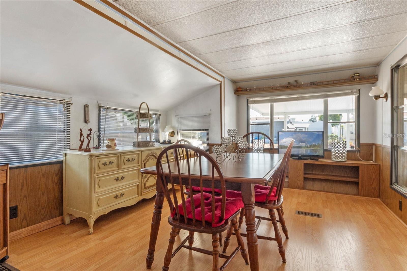 237 PALM CREST LN, DAVENPORT, FL, 33837