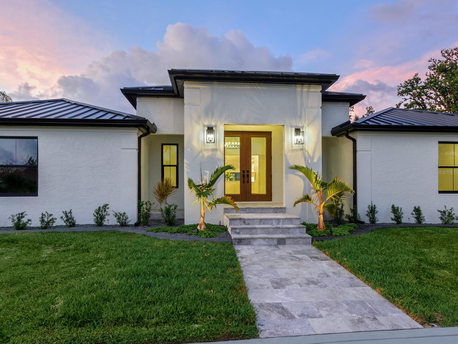 180 LOOKOUT POINT DR, OSPREY, FL, 34229