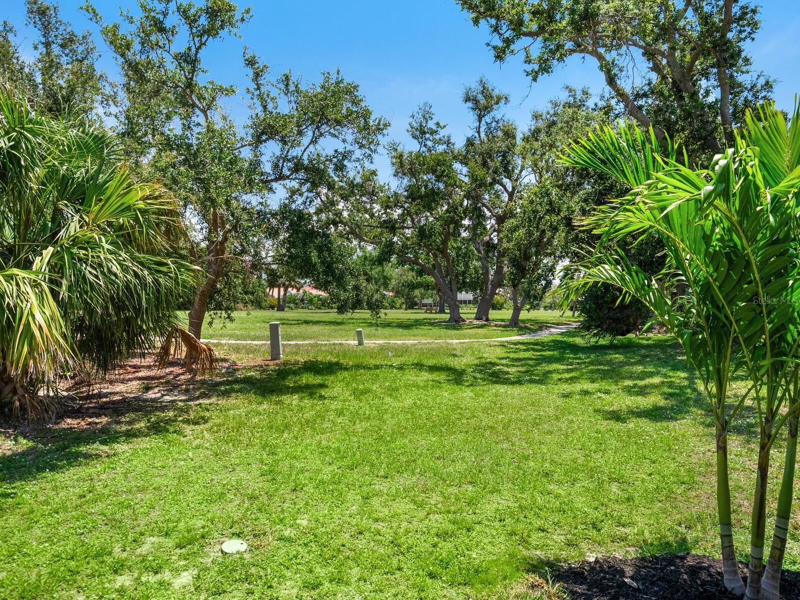 180 LOOKOUT POINT DR, OSPREY, FL, 34229