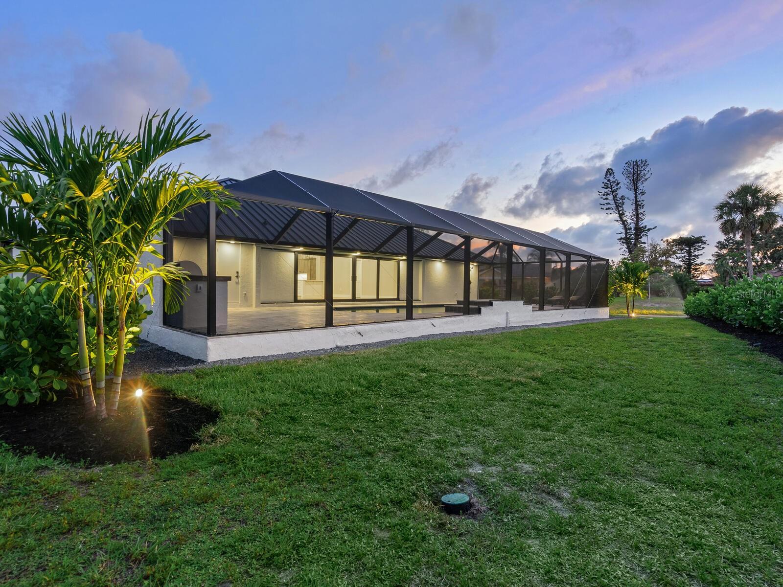 180 LOOKOUT POINT DR, OSPREY, FL, 34229