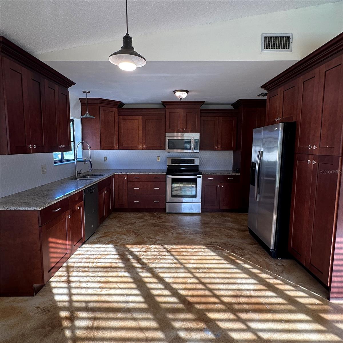 5005 LEON DR, PALMETTO, FL, 34221