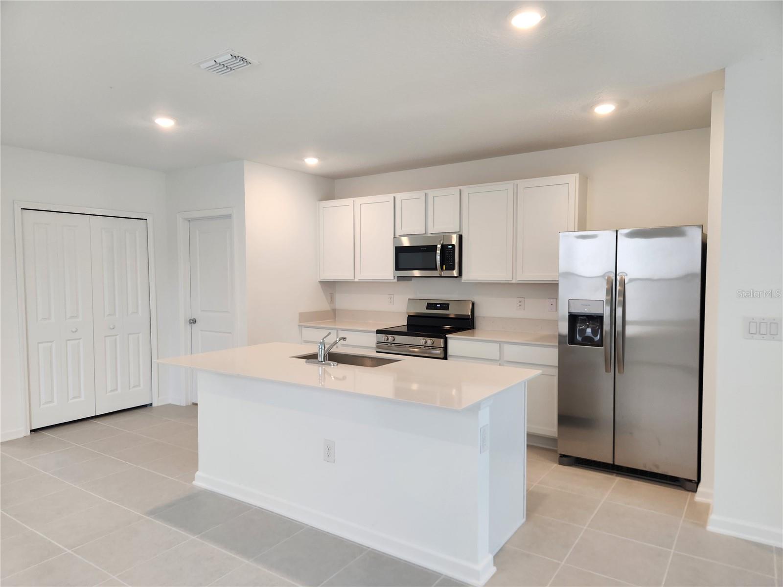 1227 BELLE ISLE LN, DAYTONA BEACH, FL, 32124