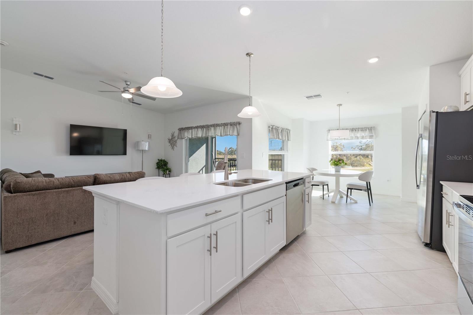 17440 OPAL SANDS DR #203, VENICE, FL, 34293